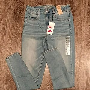 *New* American Eagle High Rise Skinny Jeans